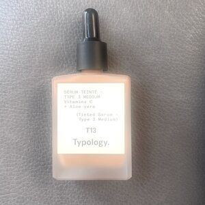 Tinted Serum- color- medium- type 3 with Vitamin C, Squalane & Aloe Vera